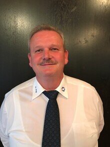 der stellvertretende Obermeister der Fleischer-Innung ist Herr Peter Frey