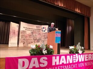 Bild 14 Part 2 Meisterfeier