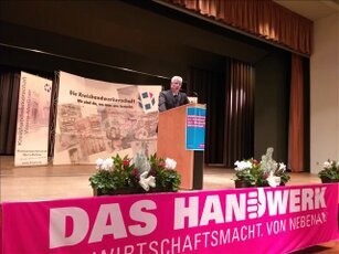 Bild 15 Part 2 Meisterfeier