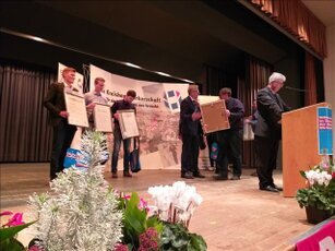 Bild 24 Part 2 Meisterfeier