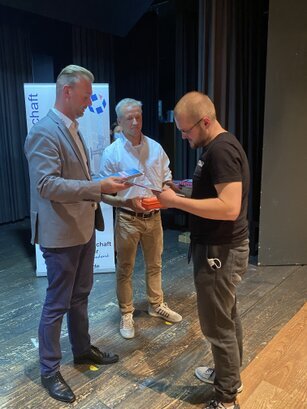 Bild 06 Freisprechung Teil 1 September 2021